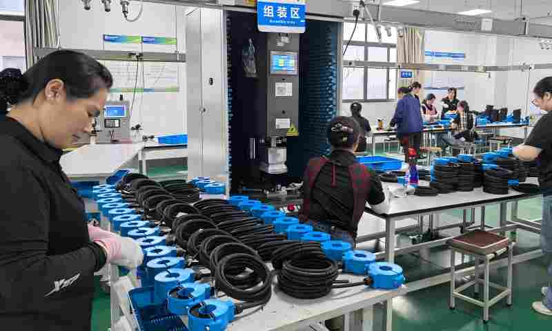 Ultrasonic welding machine and epoxy encapsulation process